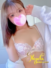 🤍【白シャツ × 大人っぽ甘えん坊系】